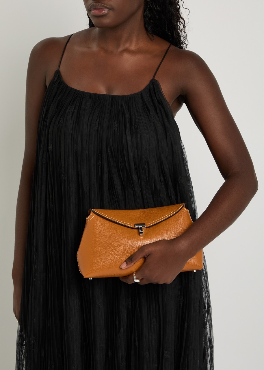 Toteme T-lock Grained Leather Clutch - 5