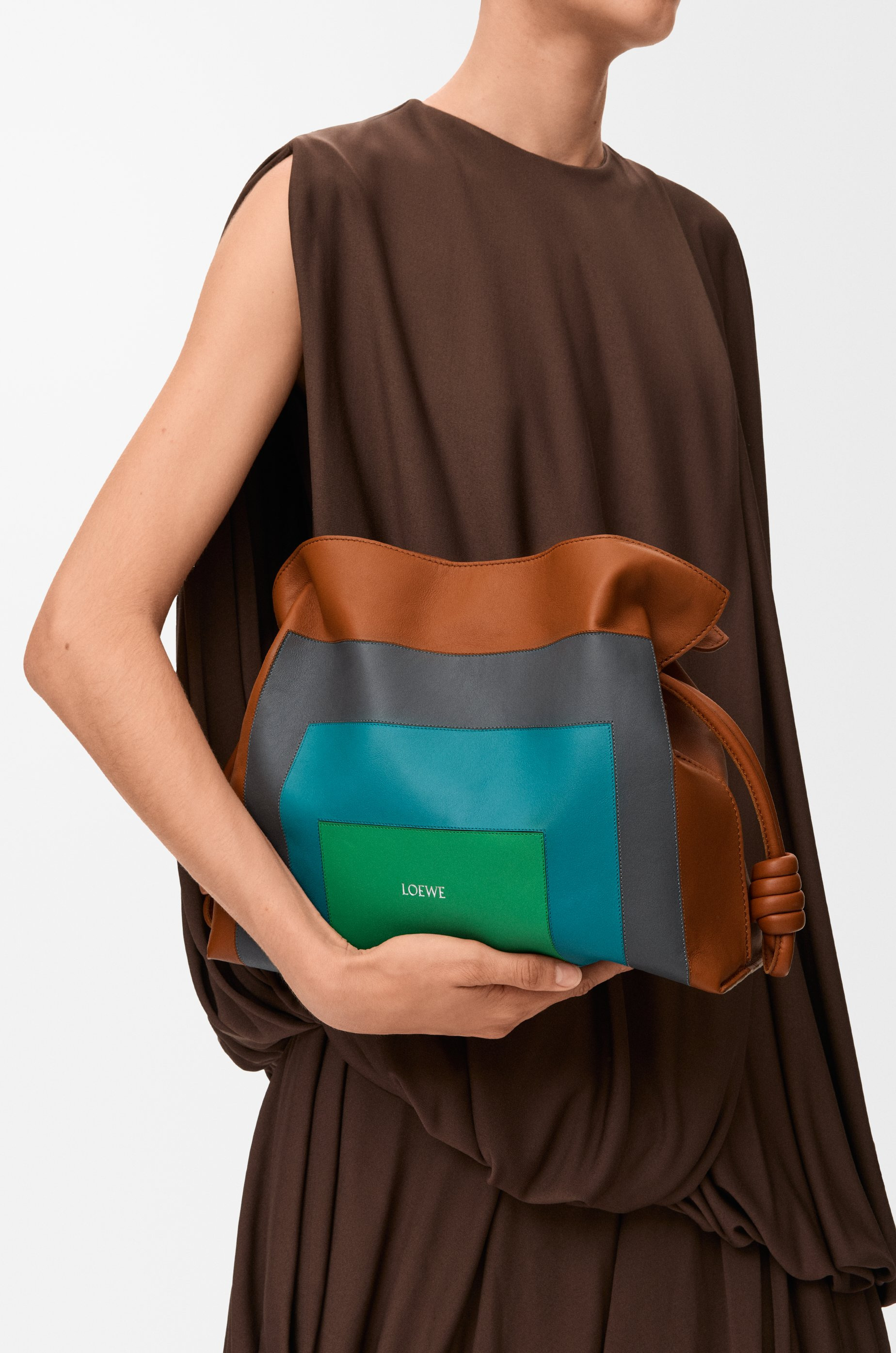 Medium Flamenco clutch in nappa calfskin - 2