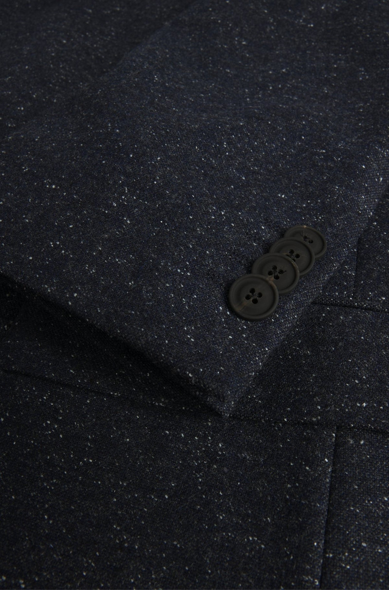 SLIM-FIT SUIT IN MICRO-PATTERNED WOOL 9