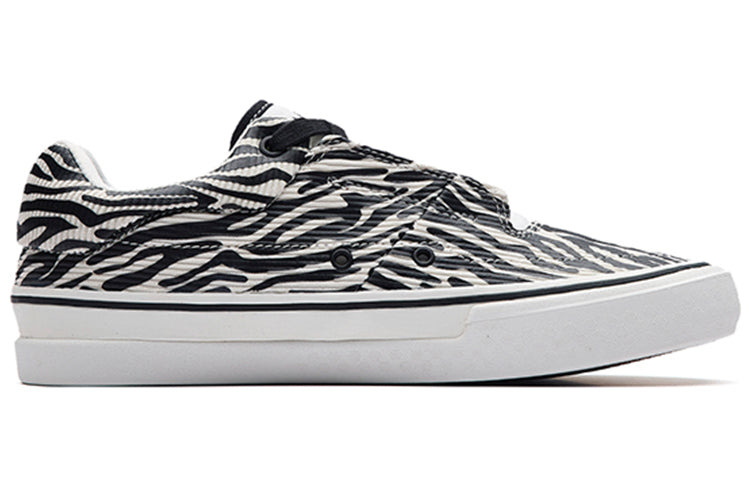 (WMNS) ANTA MD Skate Shoes 'Black White' 122238013-3 - 2