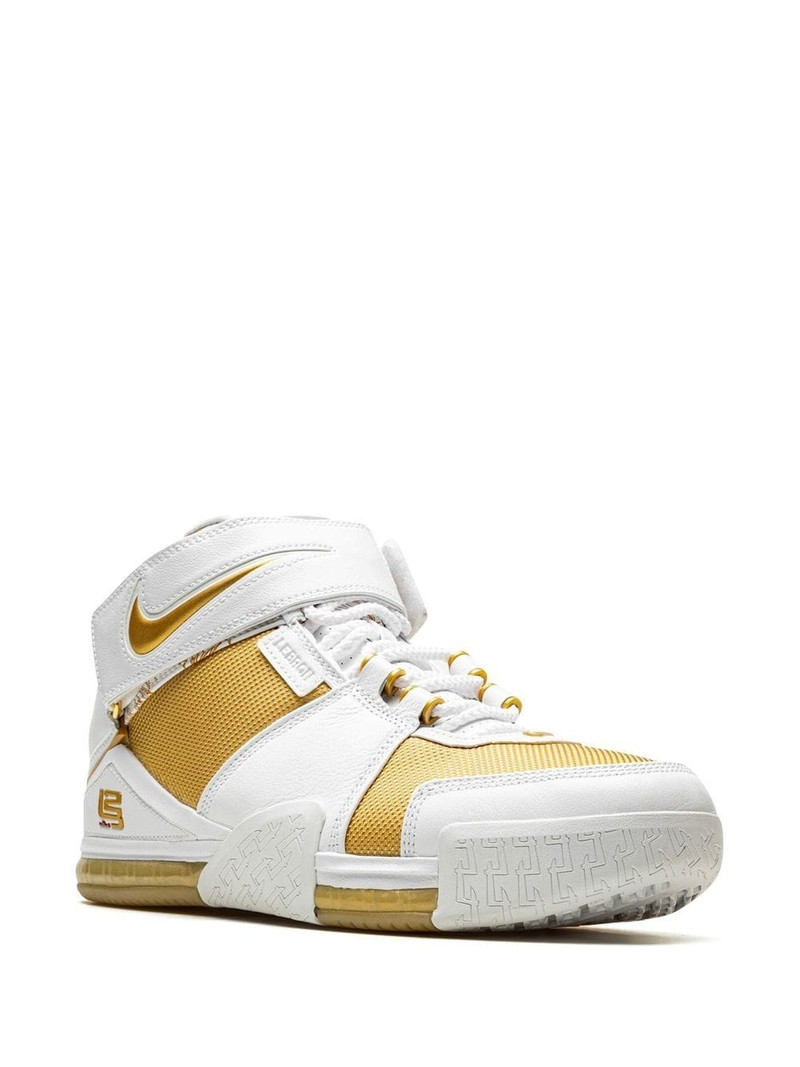 Nike LeBron 2 panelled sneakers outlook