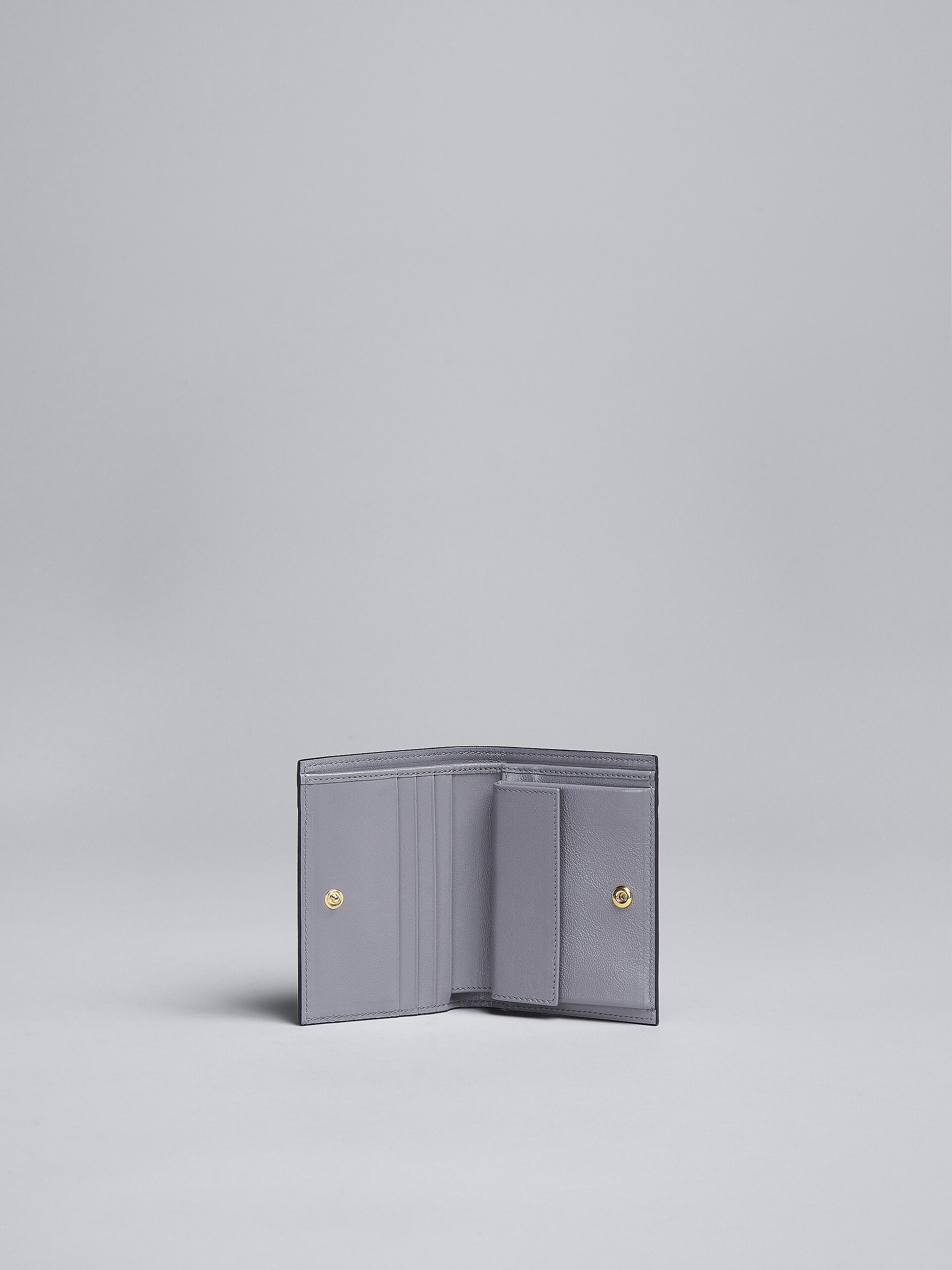 GREY AND BLUE LEATHER BI-FOLD WALLET - 2