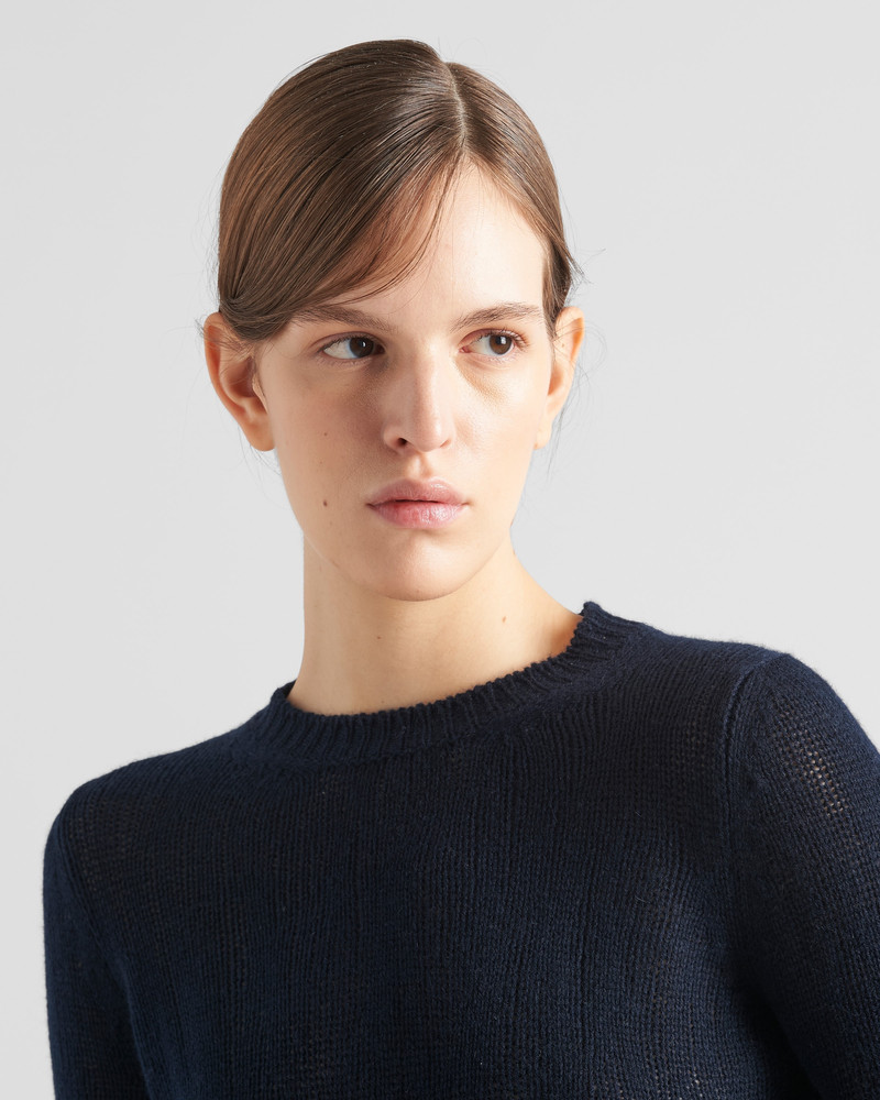 Cashmere crew-neck sweater 3