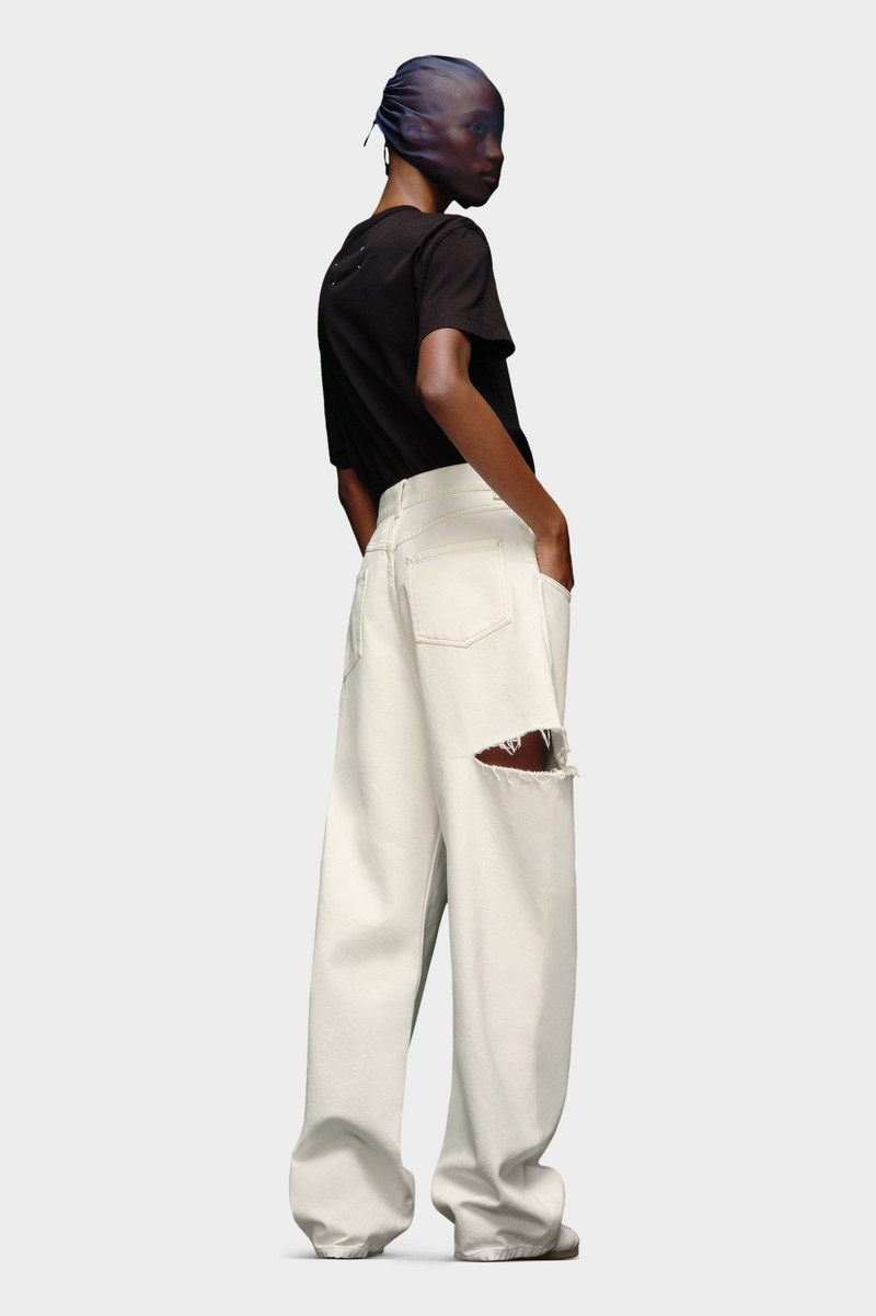 Denim jeans with slash details 3