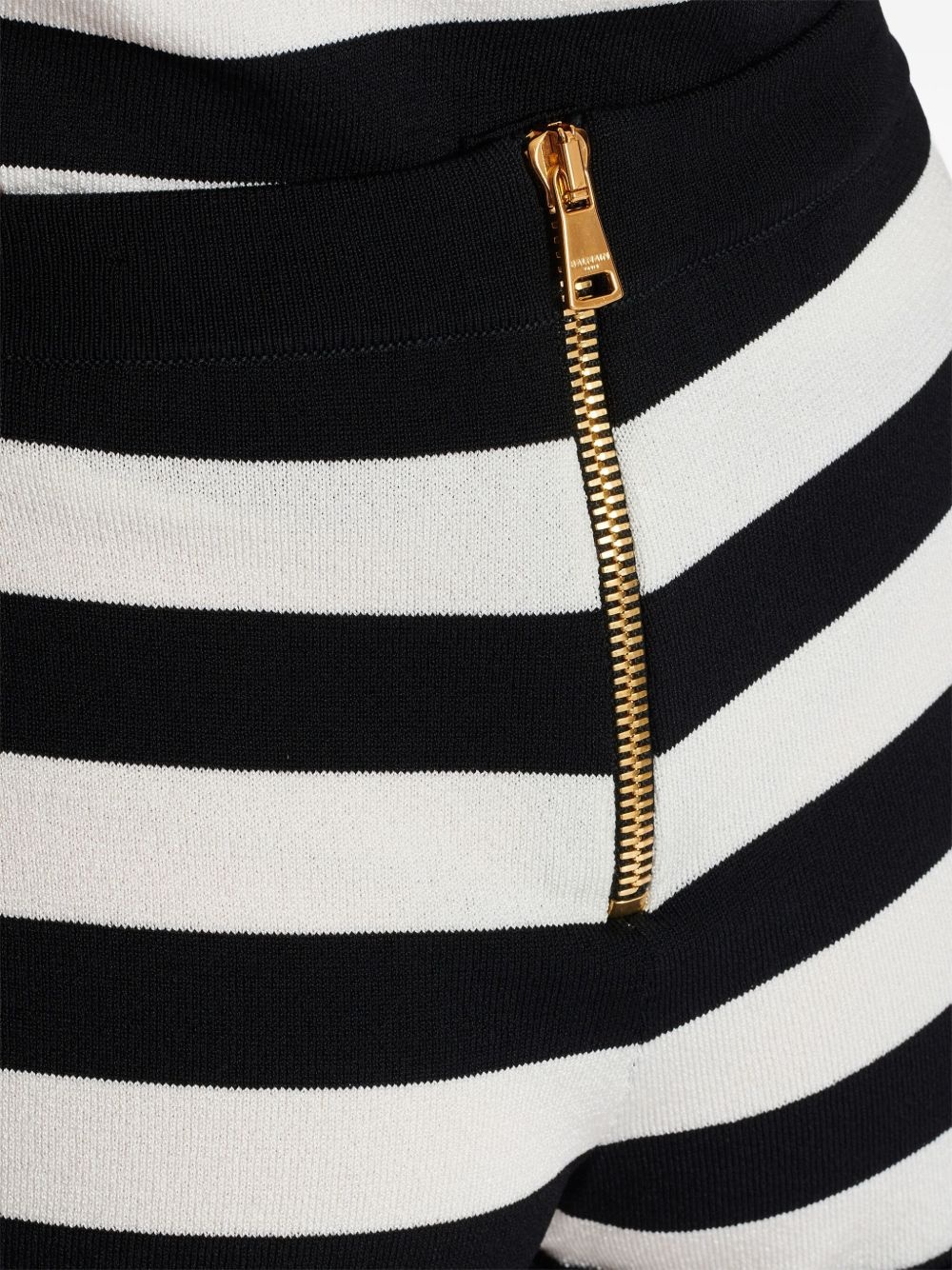 Matiniere button-detail shorts - 6