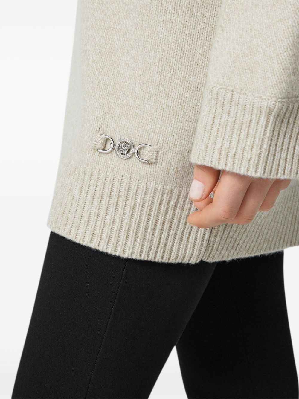 V-neck jumper - 5