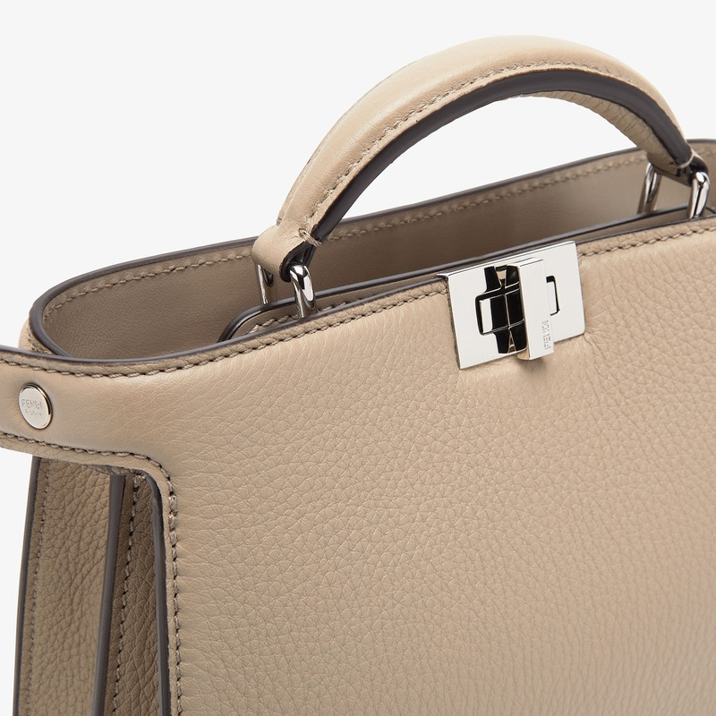 Peekaboo ISeeU XCross 5