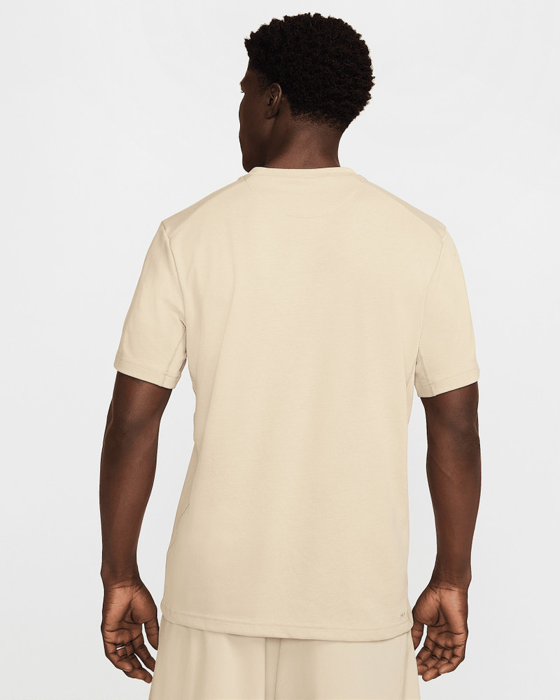 Nike Nike Primary Men's Dri-FIT Short-Sleeve Versatile Top outlook