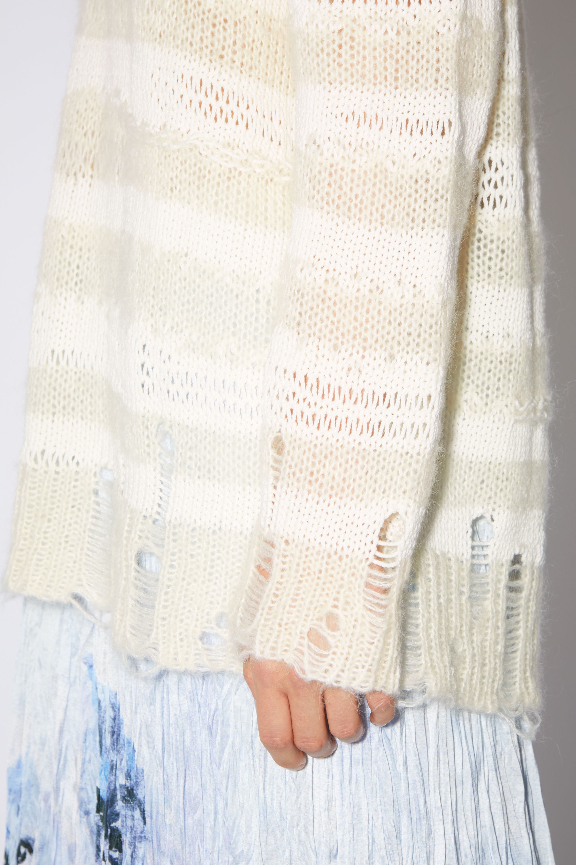 Distressed stripe jumper - Off white/white - 4