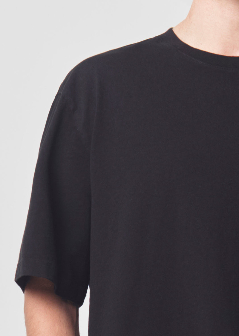 MARR TEE IN BLACK 6