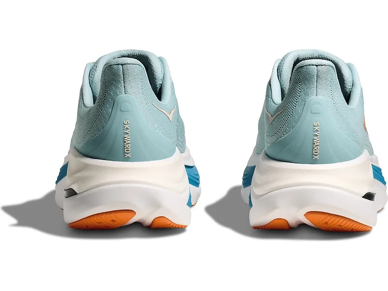 HOKA Skyward X - 5