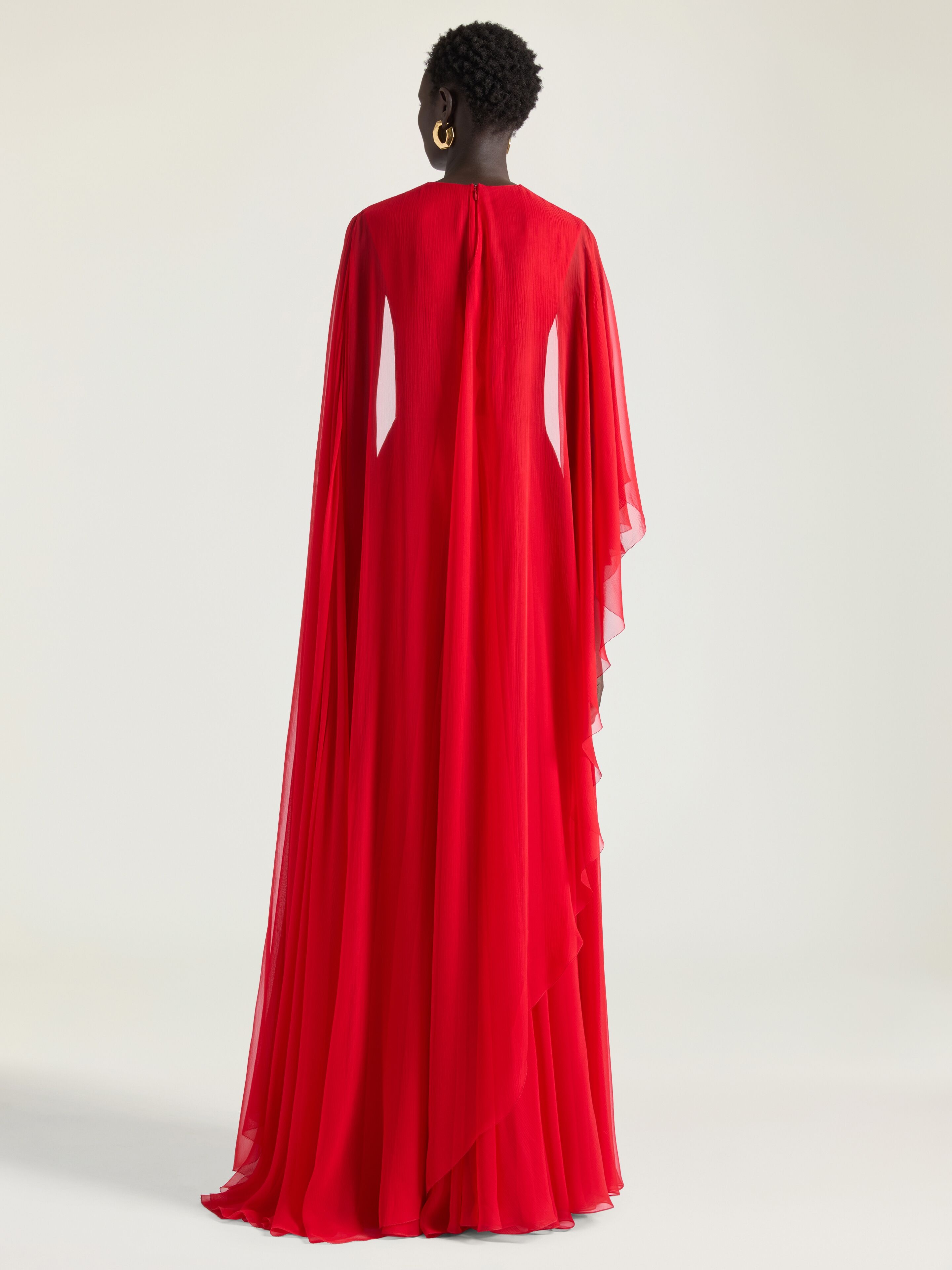 DRAPED EVENING DRESS IN CHIFFON WITH CAPE - 3
