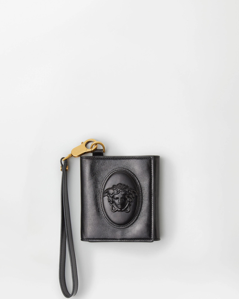 Roomy Leather Wallet 1