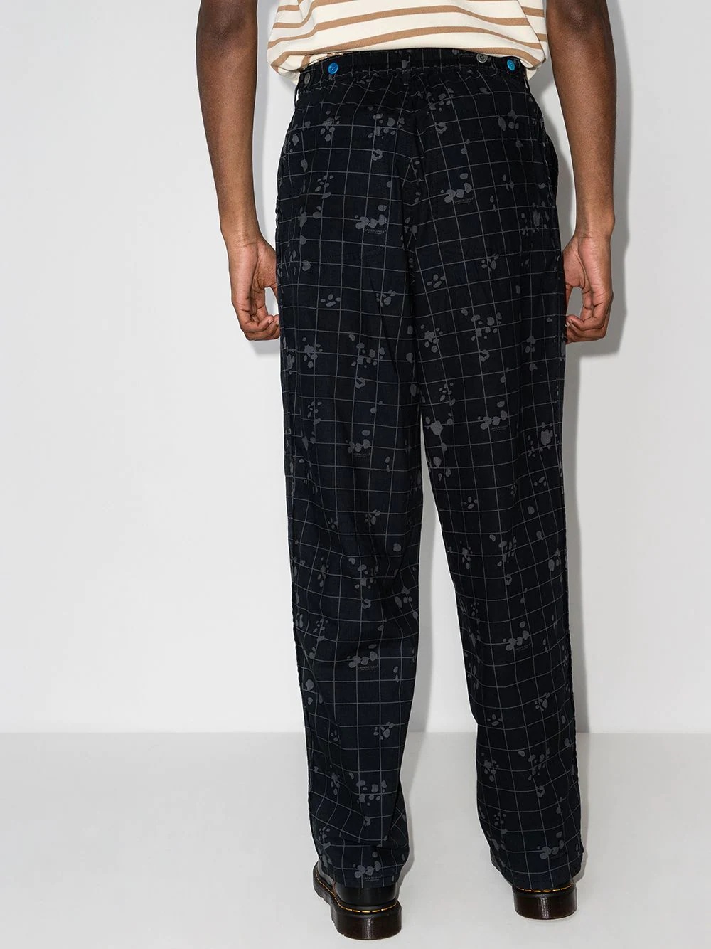 check-pattern loose-fit trousers - 3