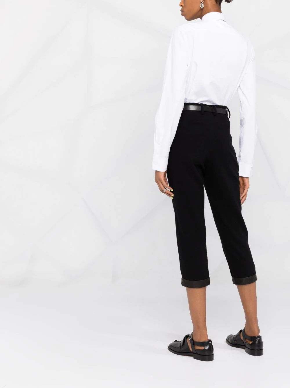 slim-fit cropped trousers - 8