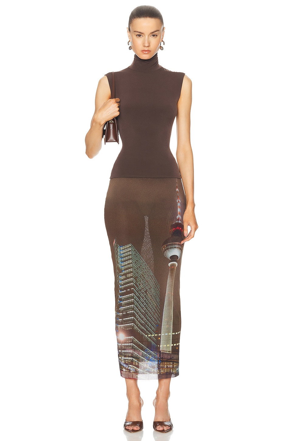 Slim Fit Sleeveless Turtle Top - 4
