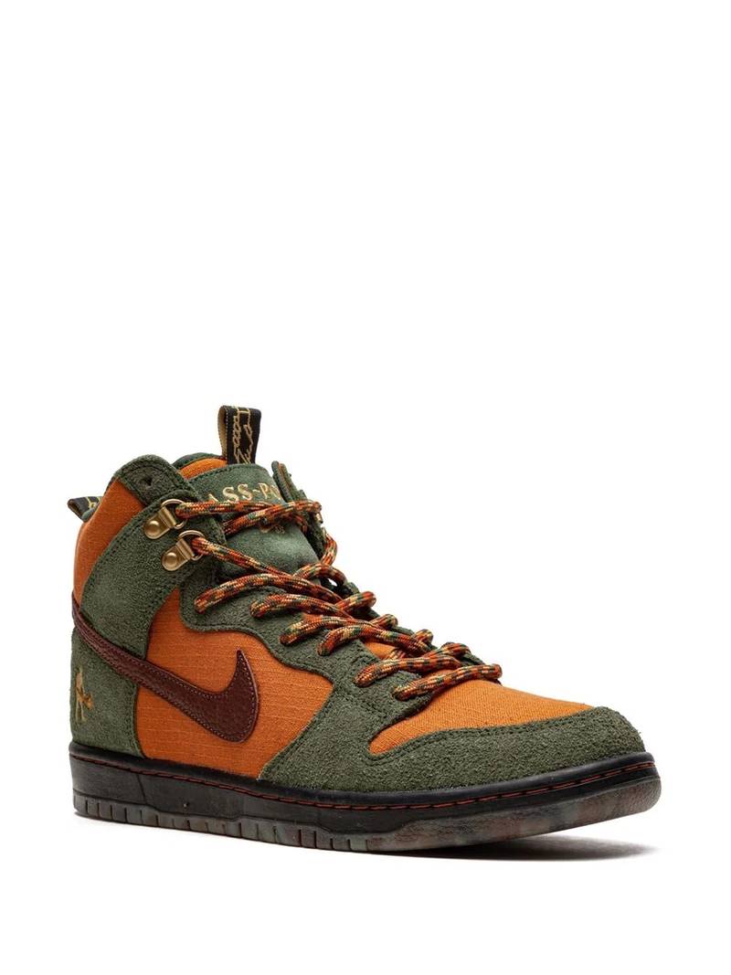 Nike x Pass~Port SB Dunk High "Work Boots" sneakers outlook