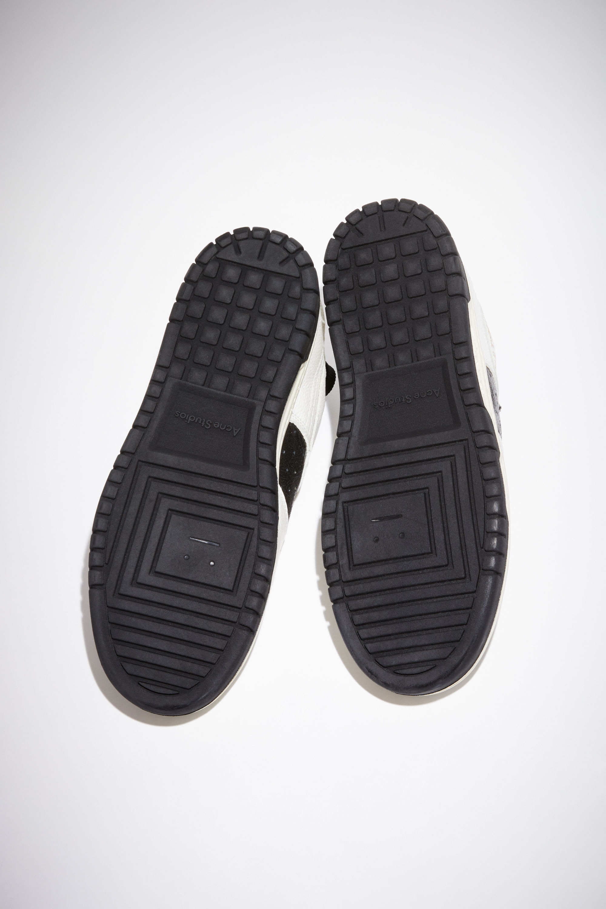 Low top sneakers - White/black - 4