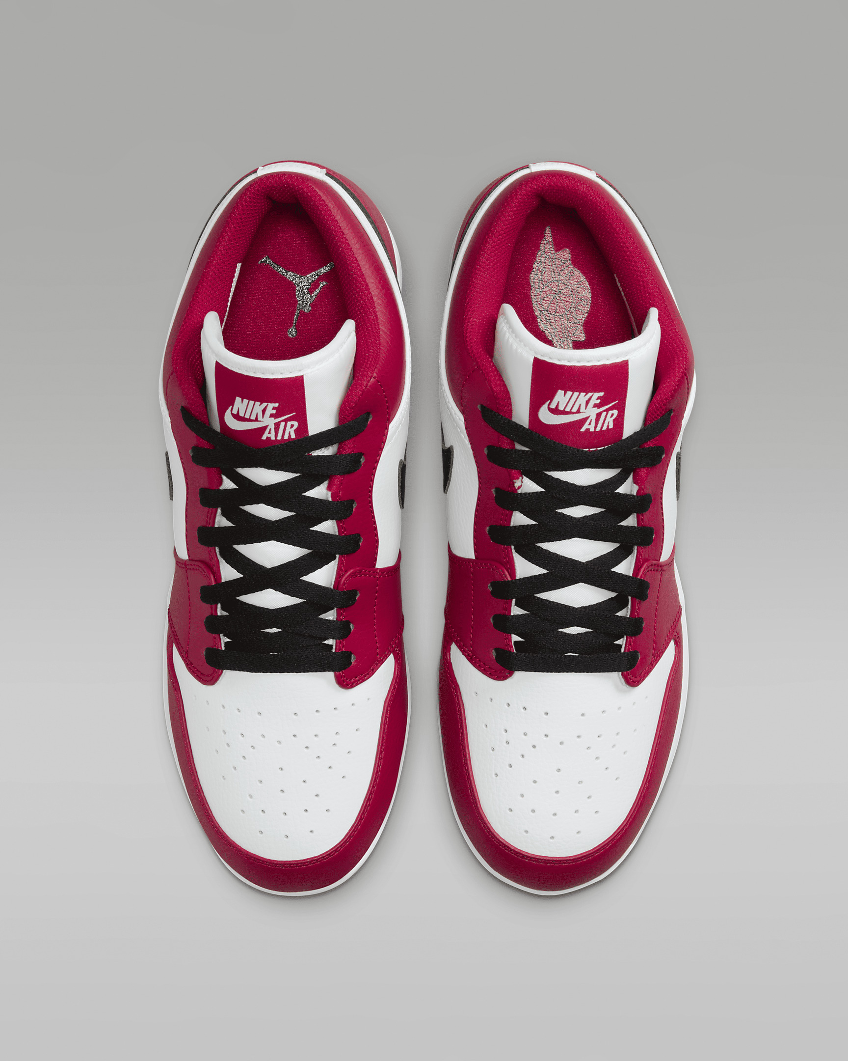 Jordan 1 Retro MCS LOWポイントホワイト Nike Air Jordan 1 Retro MCS Low Baseball Cleats White Black