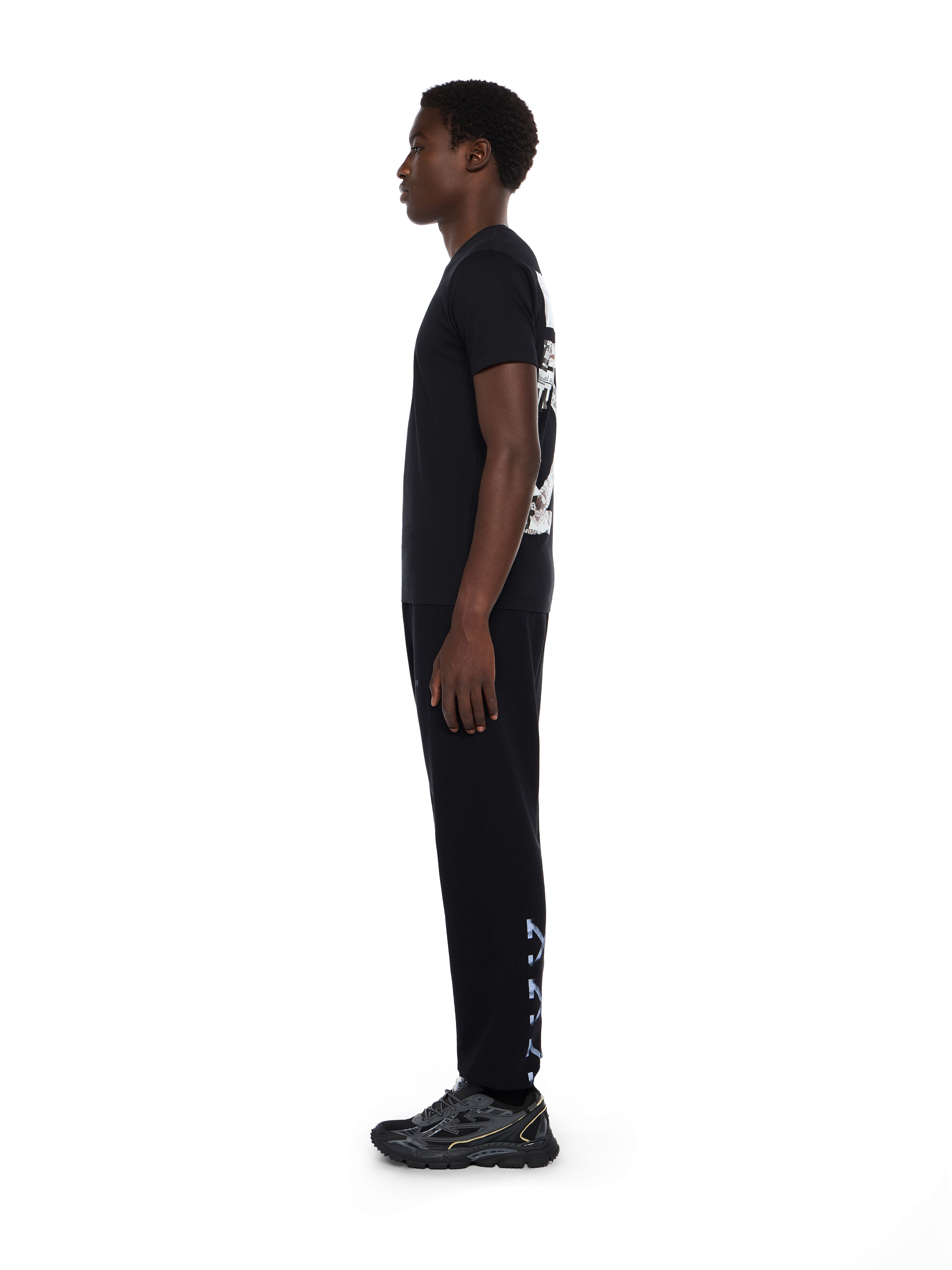 Newspaper Arrow Slim Logo Tee - 3