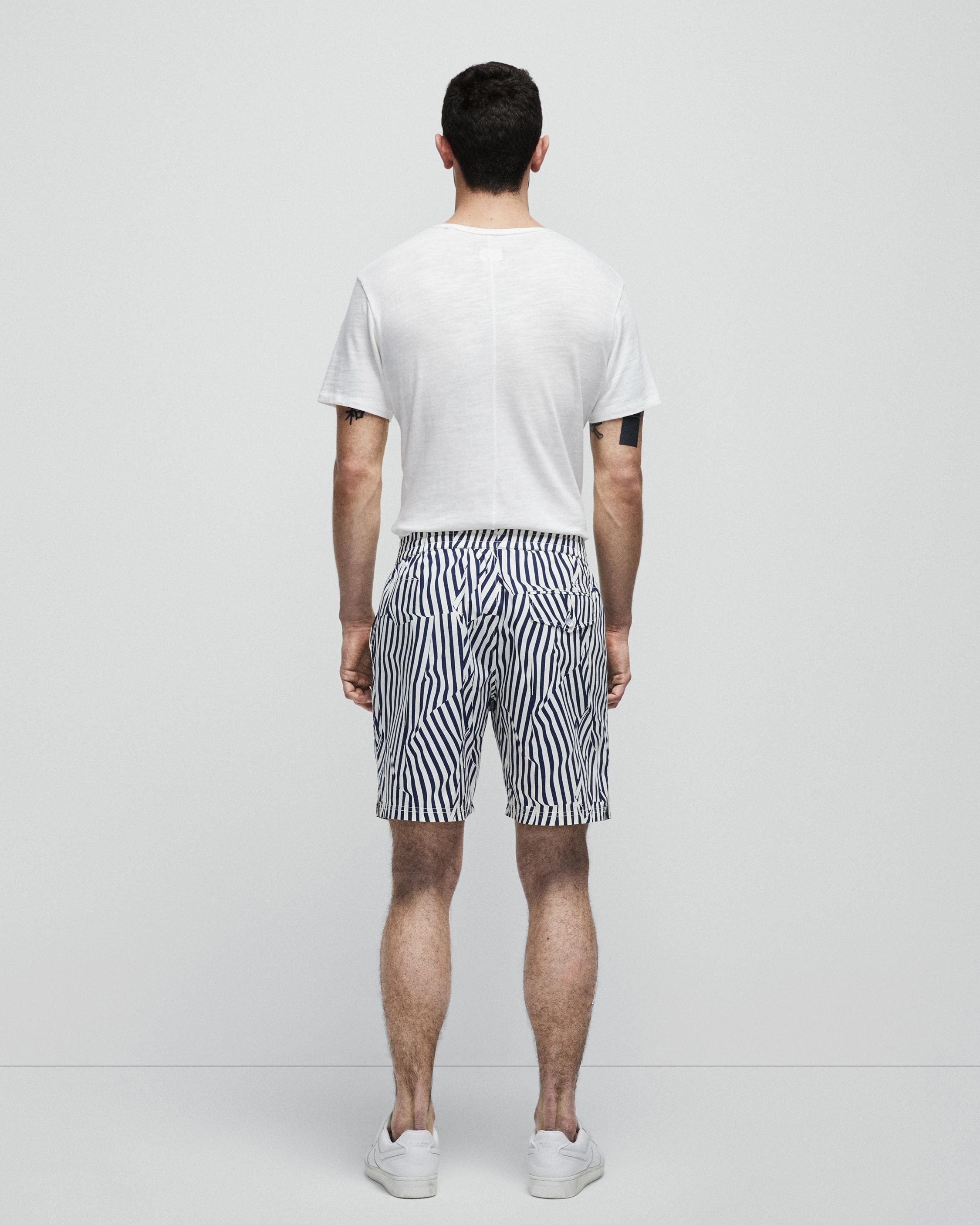 Fletcher Cotton Poplin Printed Short
Relaxed Fit Short - 6