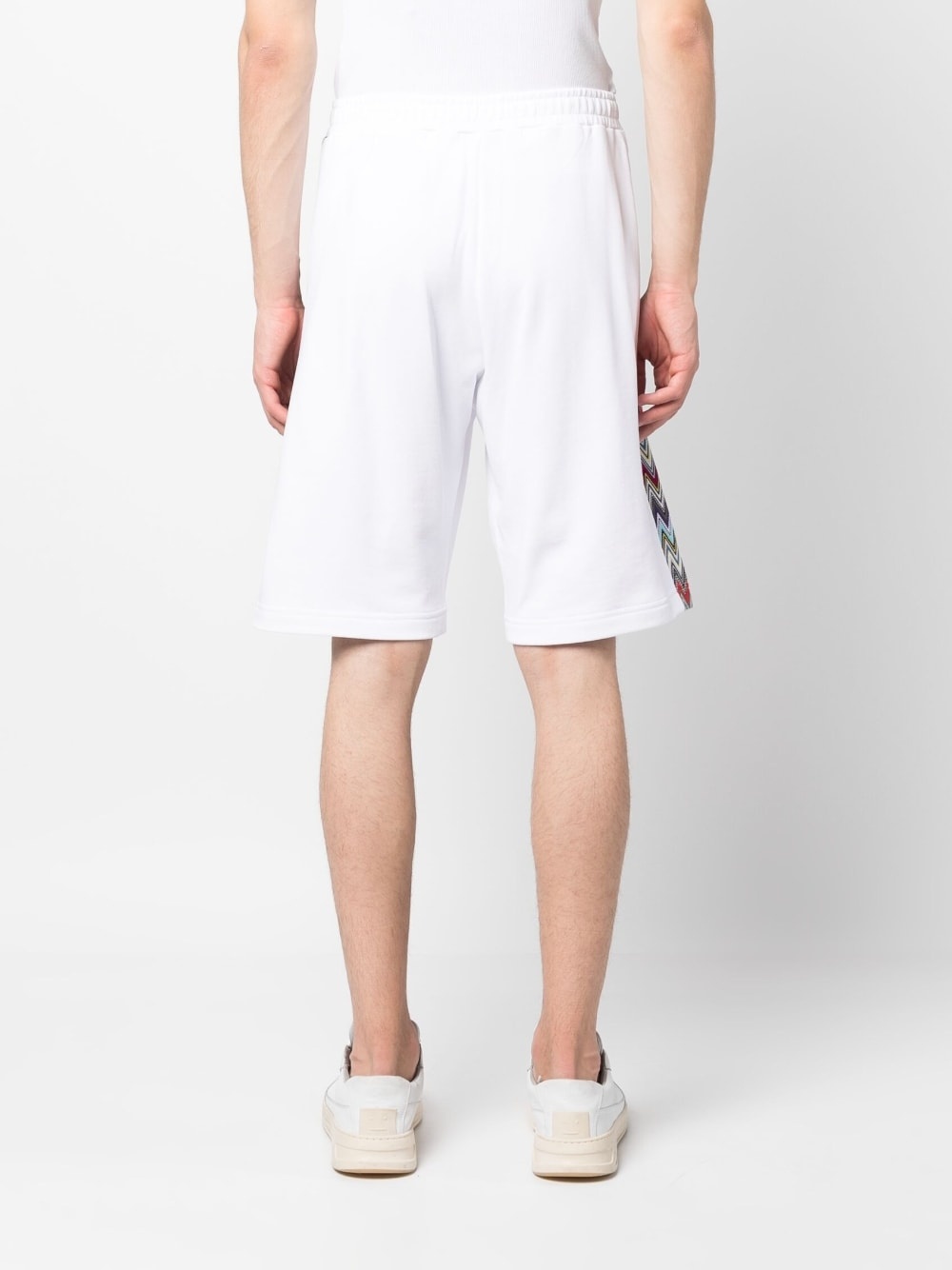 signature zigzag-detail shorts - 4