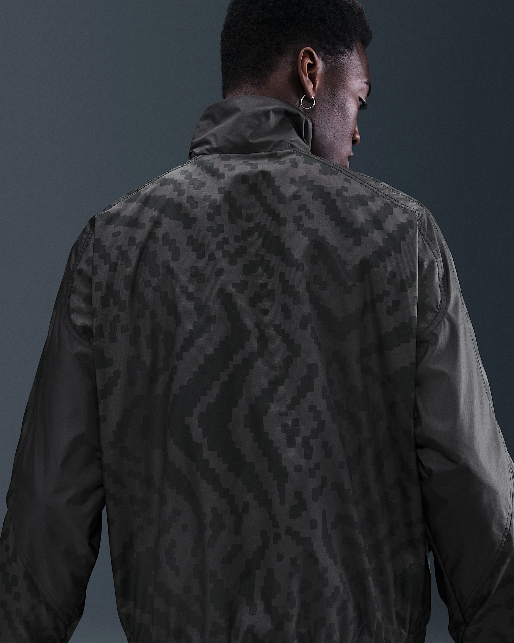 Nike Air Men's Half-Zip Jacket - 2