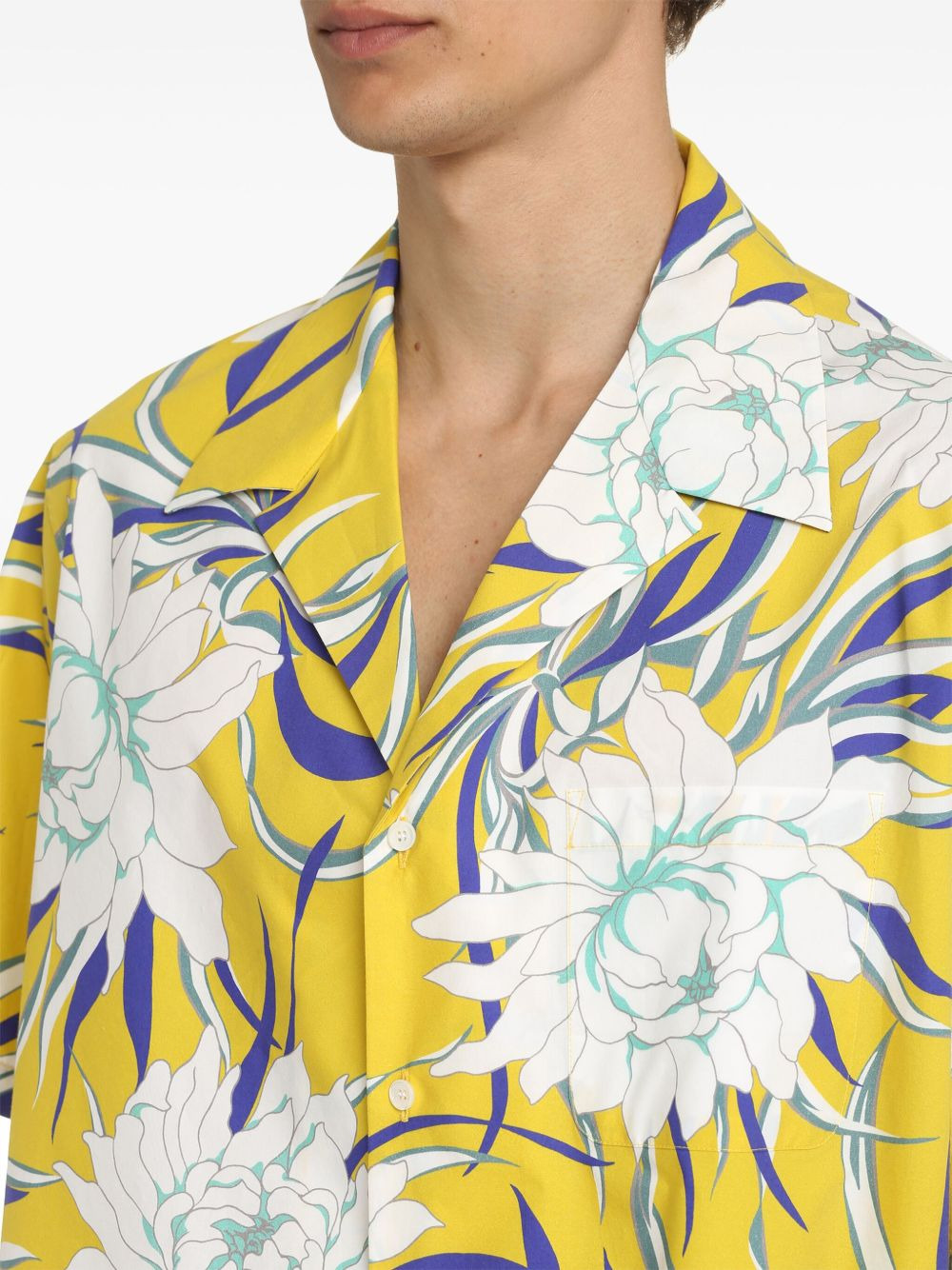 graphic-print short-sleeve shirt - 4