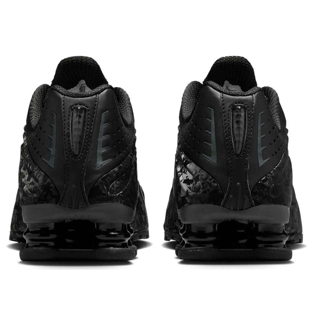 (WMNS) Nike Shox R4 'Black Floral' HV0934-002 - 5