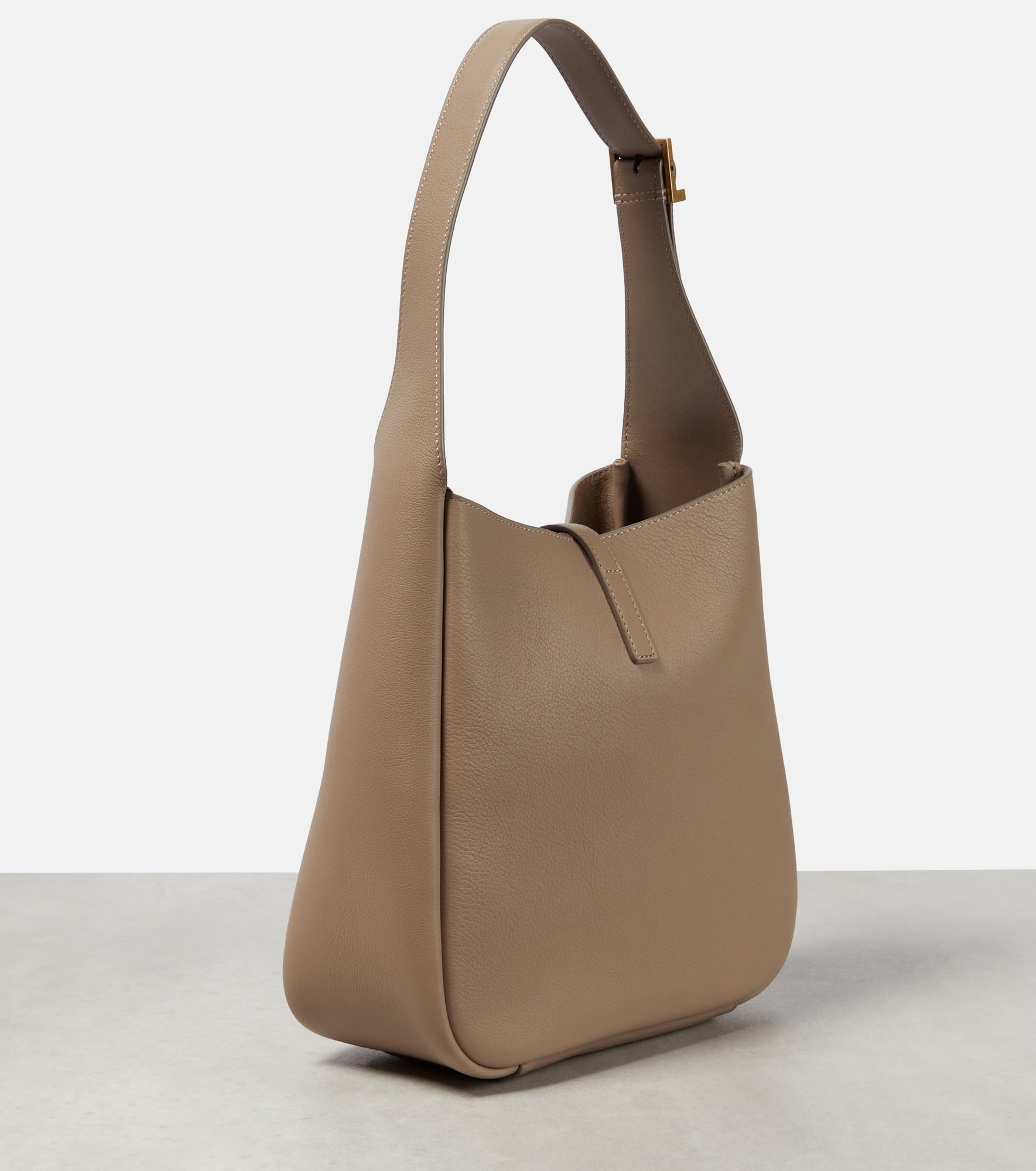 Le 5 à 7 Small leather shoulder bag - 4