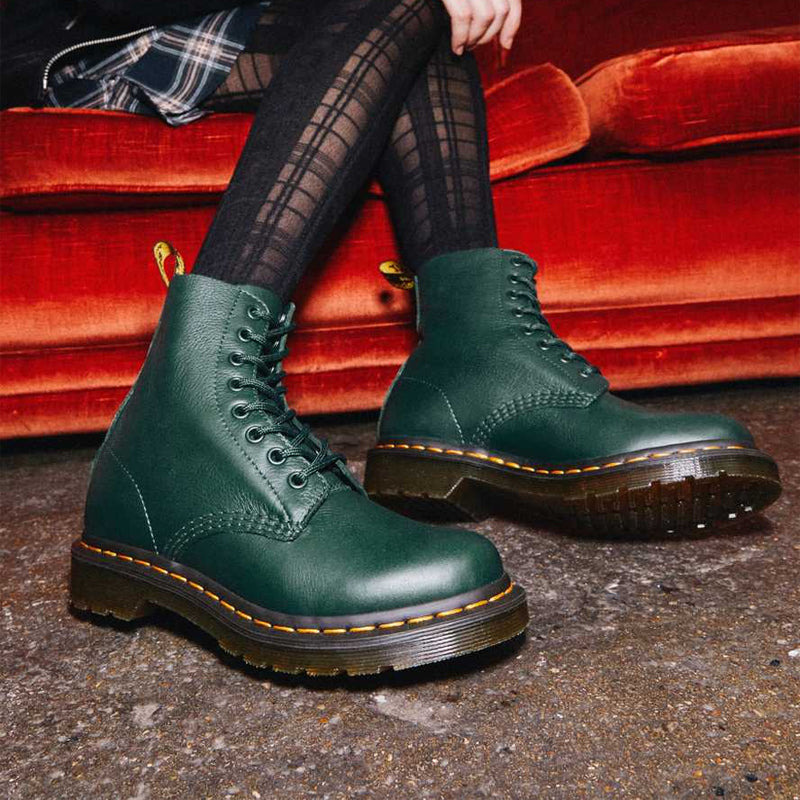 (WMNS) Dr. Martens 1460 Pascal Virginia waterproof Wear-resistant Mid Tops Martin boots Green 269023 - 7