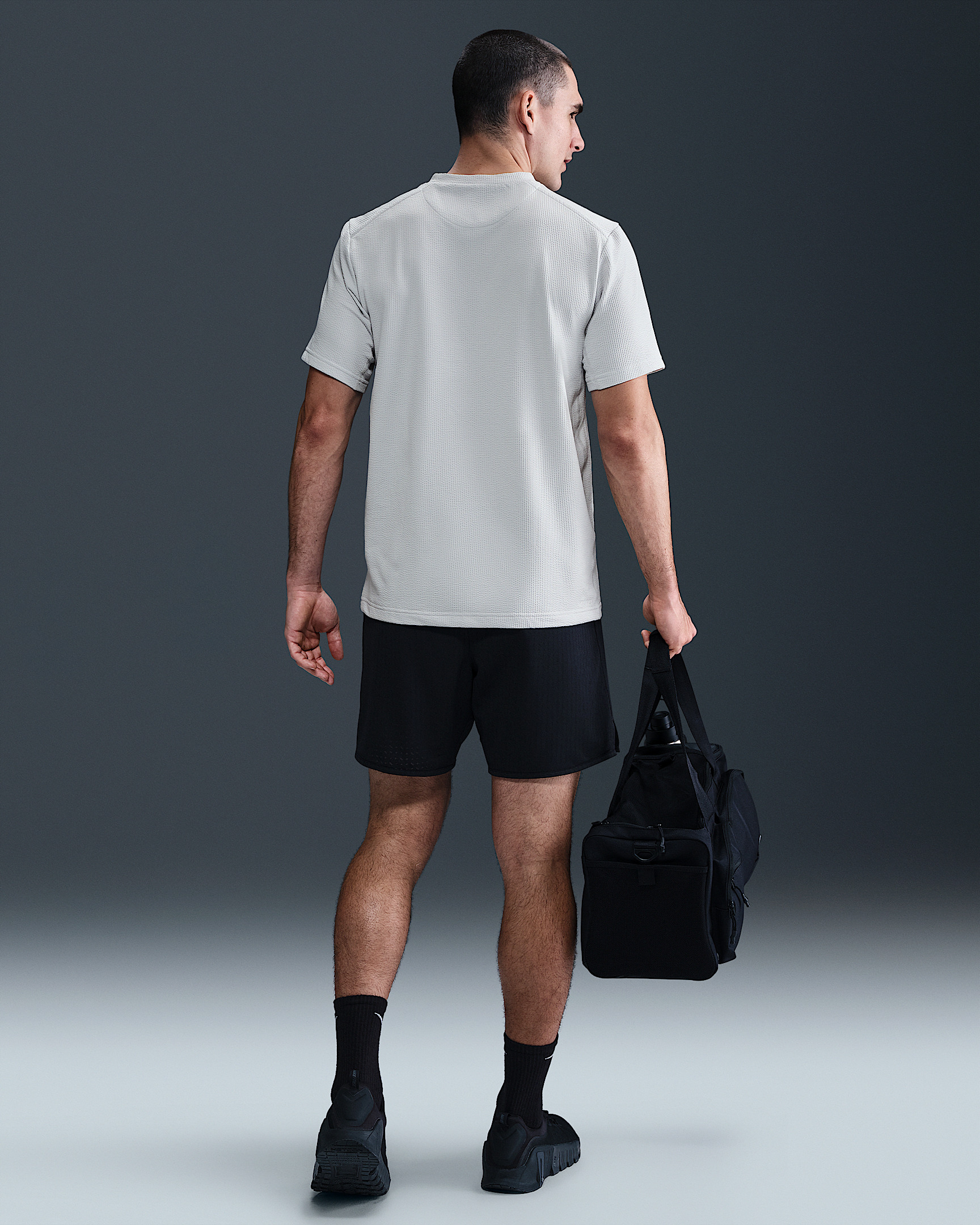 Nike Primary Men's Dri-FIT Short-Sleeve Versatile Top - 5
