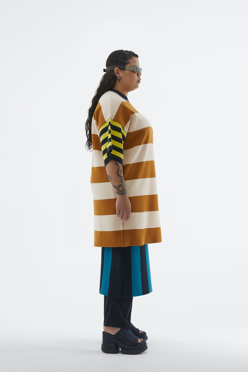 STRIPED BRONZE KNIT T-SHIRT DRESS 3