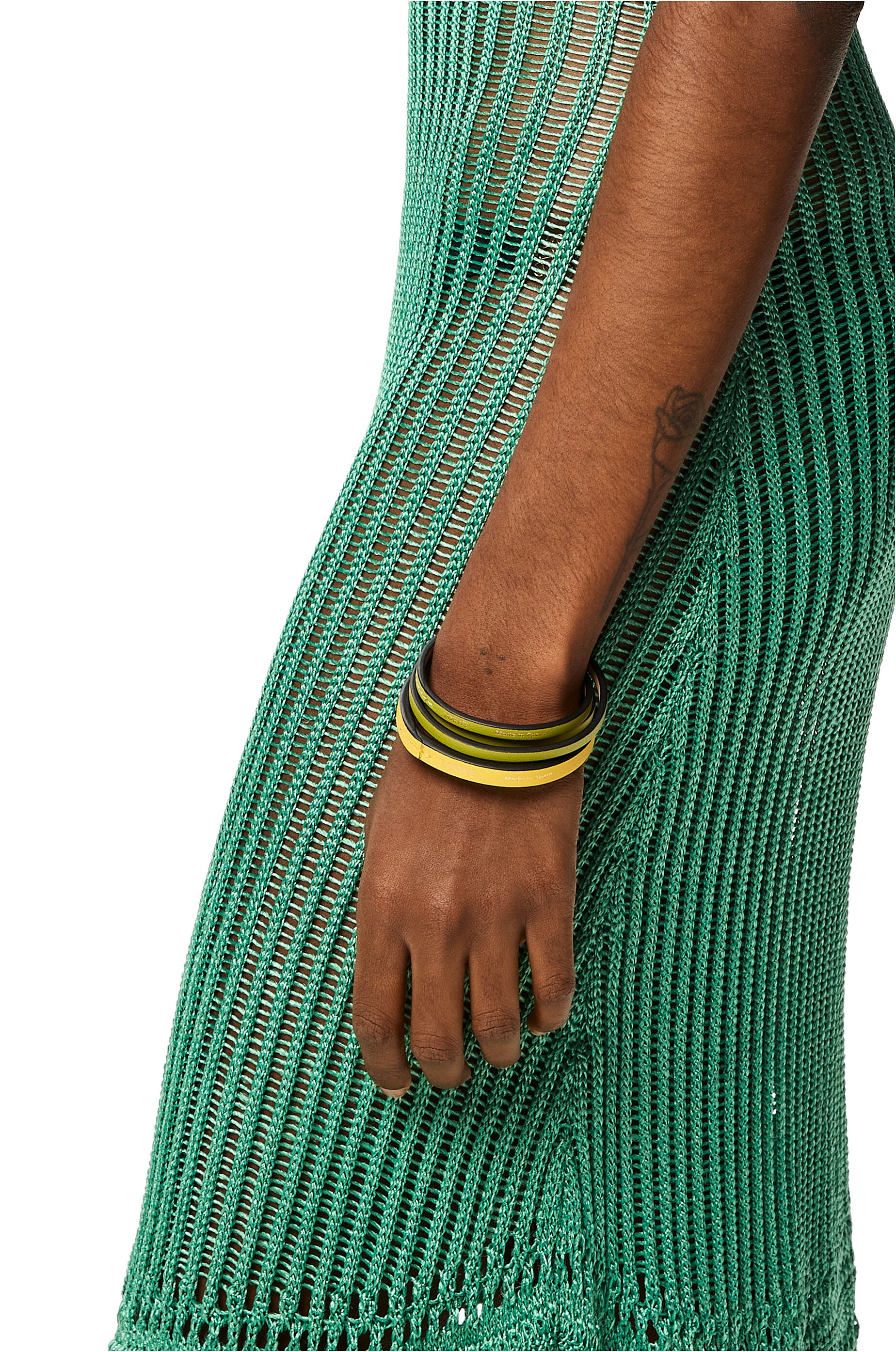 【LOEWE】DOUBLE BANGLE◆J242240X42 Double bangle set in classic calfskin Black - LOEWE