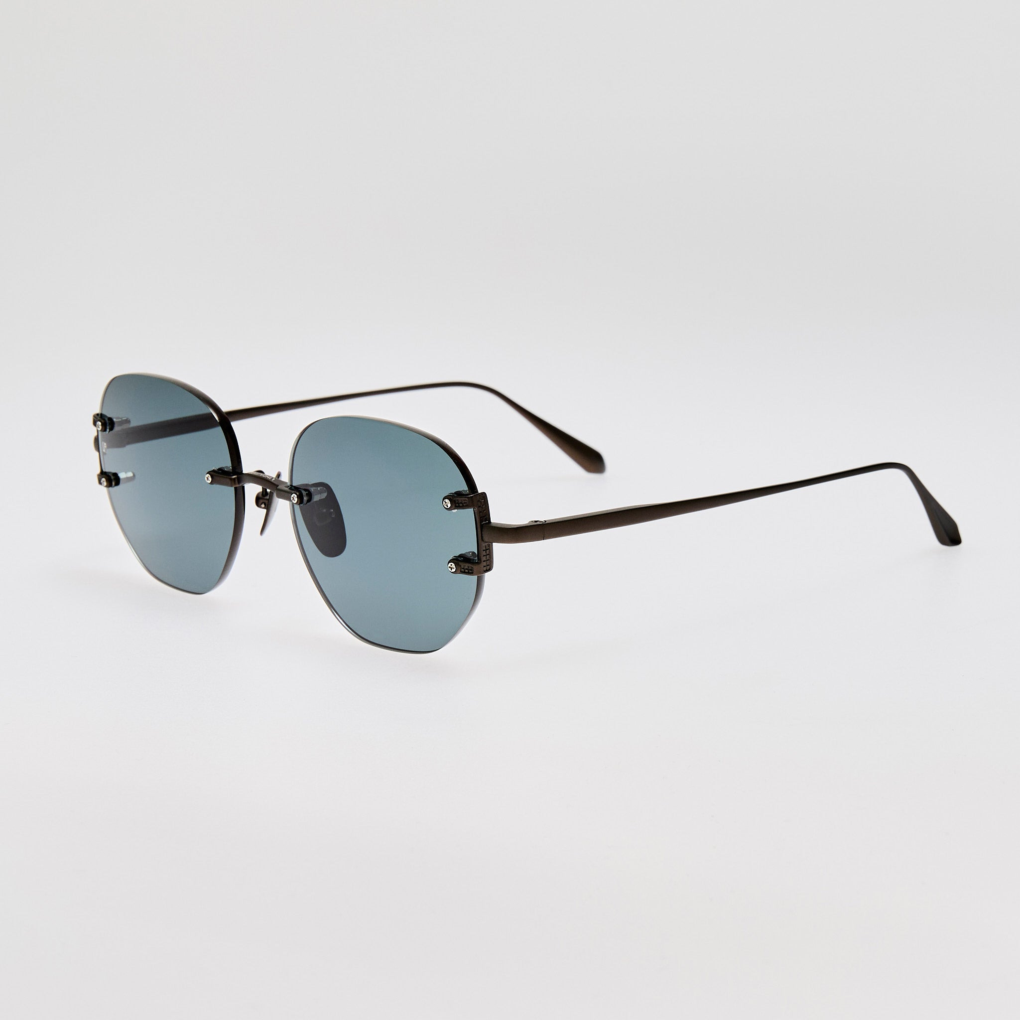 Sandor Sunglasses in Matt Nickel - 5