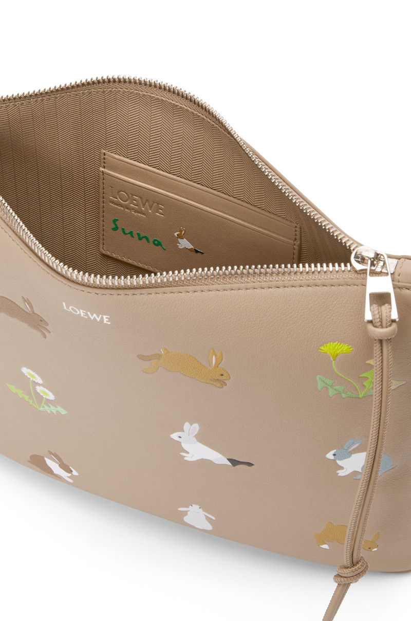 Bunny oblong pouch in nappa calfskin 3