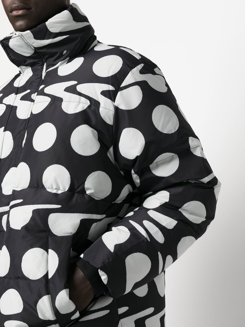 Polaris graphic-print padded jacket - 5