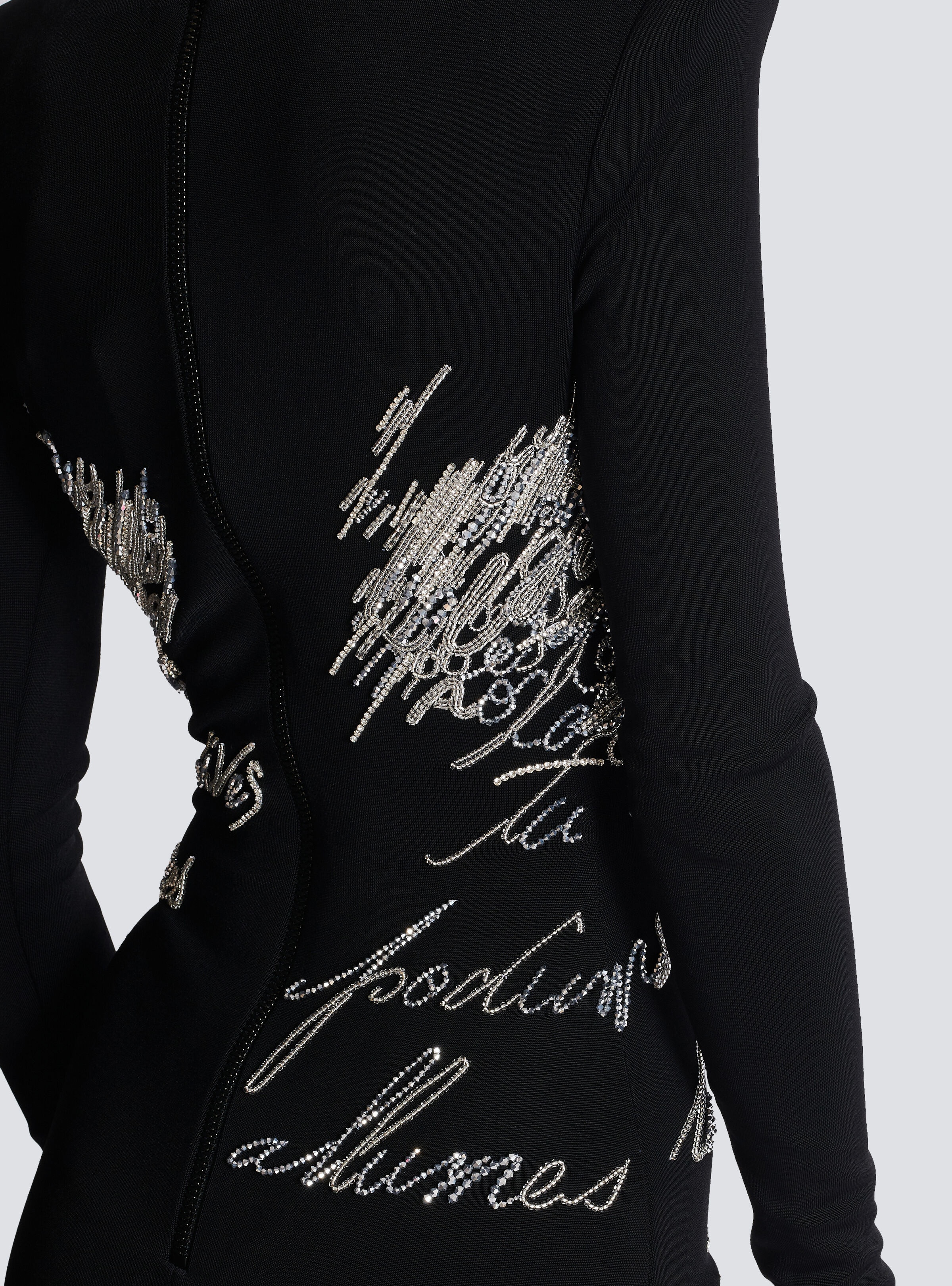 Short dress with "Love Letter" embroidery - 8