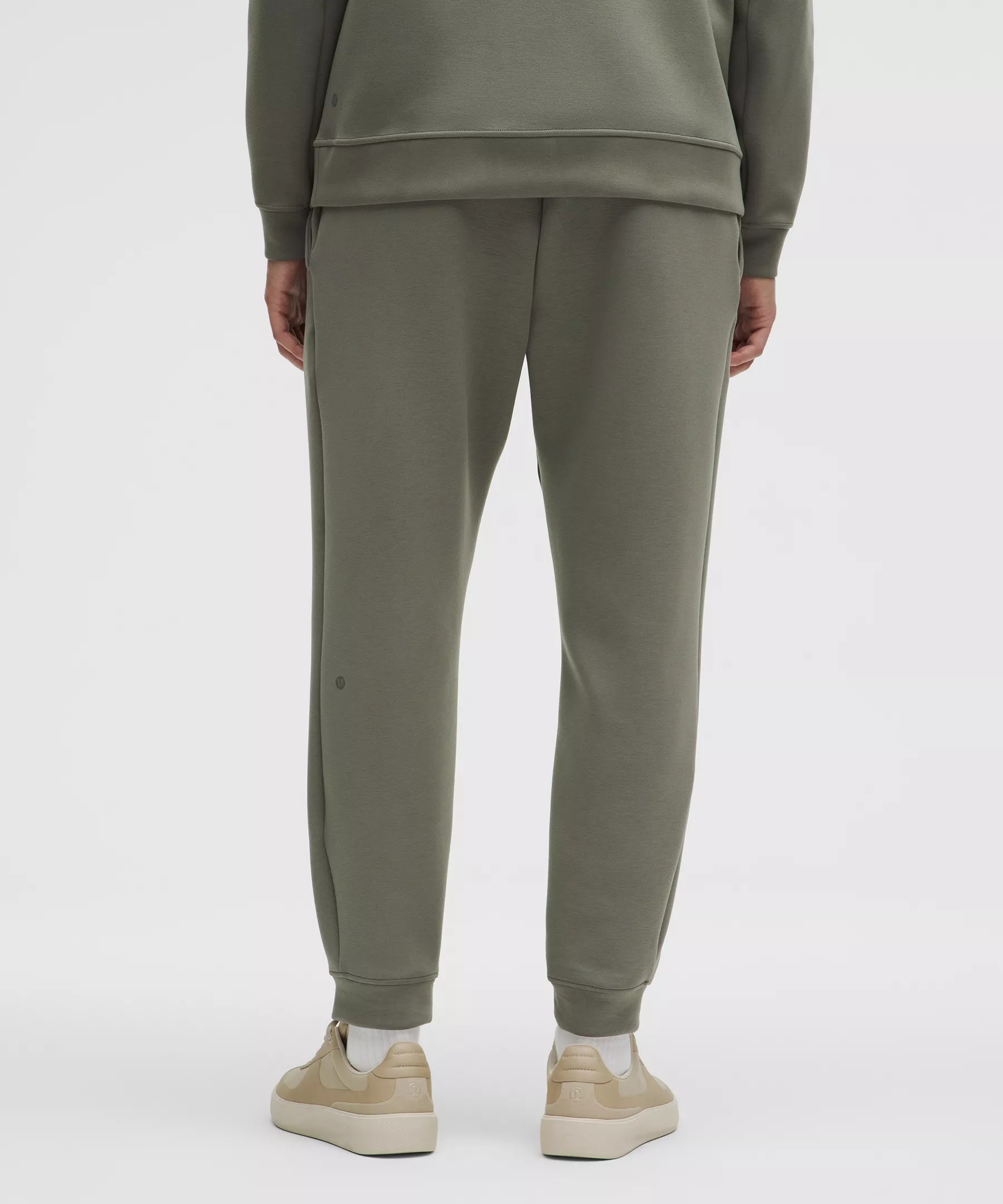 Smooth Spacer Jogger *Shorter - 3