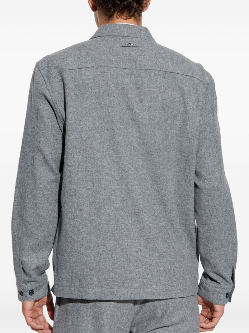 button-fastening patch-pocket shirt 4