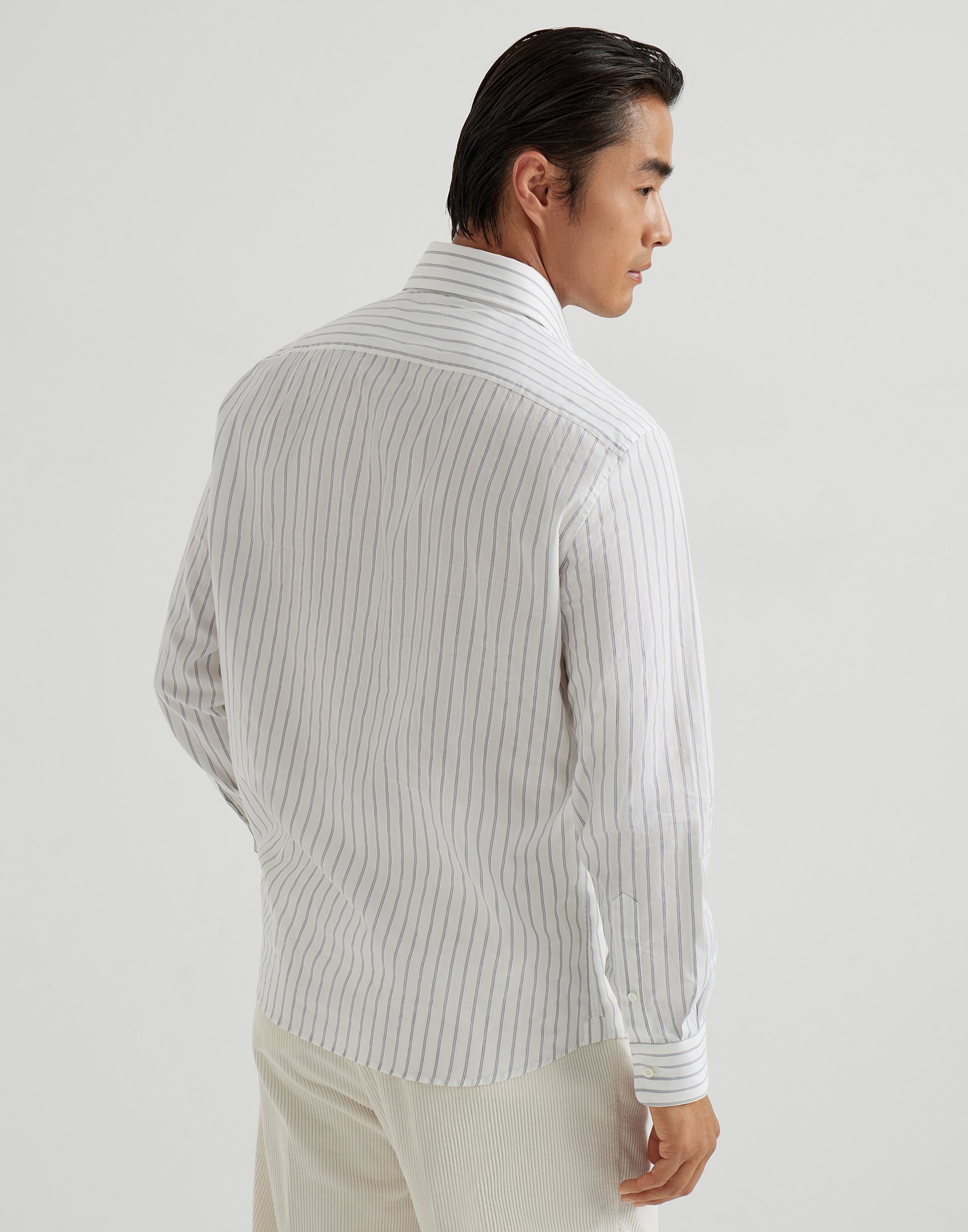 Textured striped cotton easy fit shirt with spread collar - 2