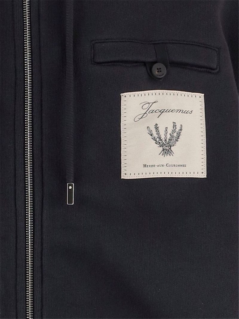 zip pocket hoodie 3
