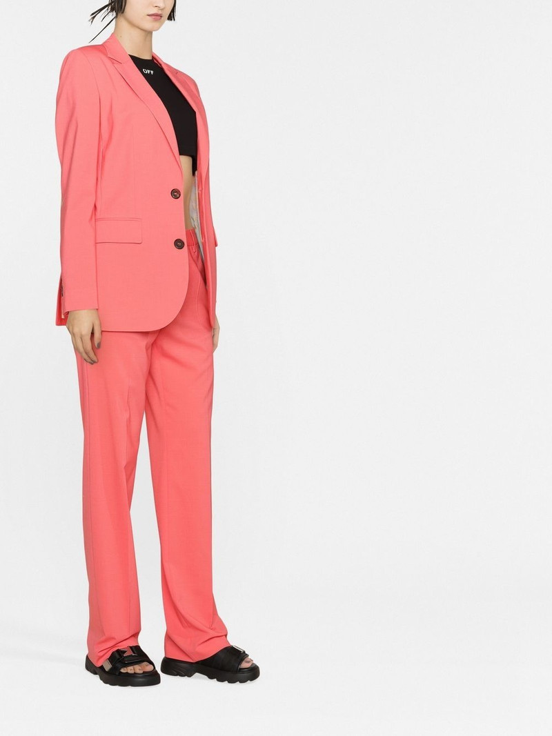 single-breasted suit 4