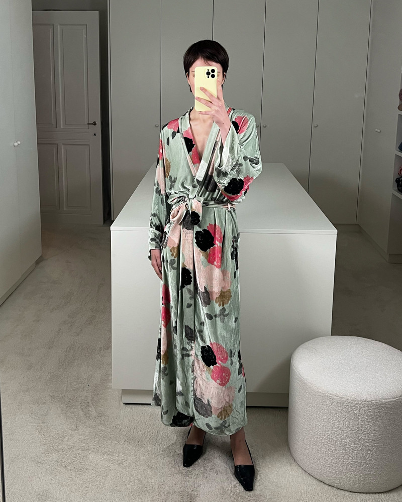 BERNADETTE Peignoir Silk Velvet outlook