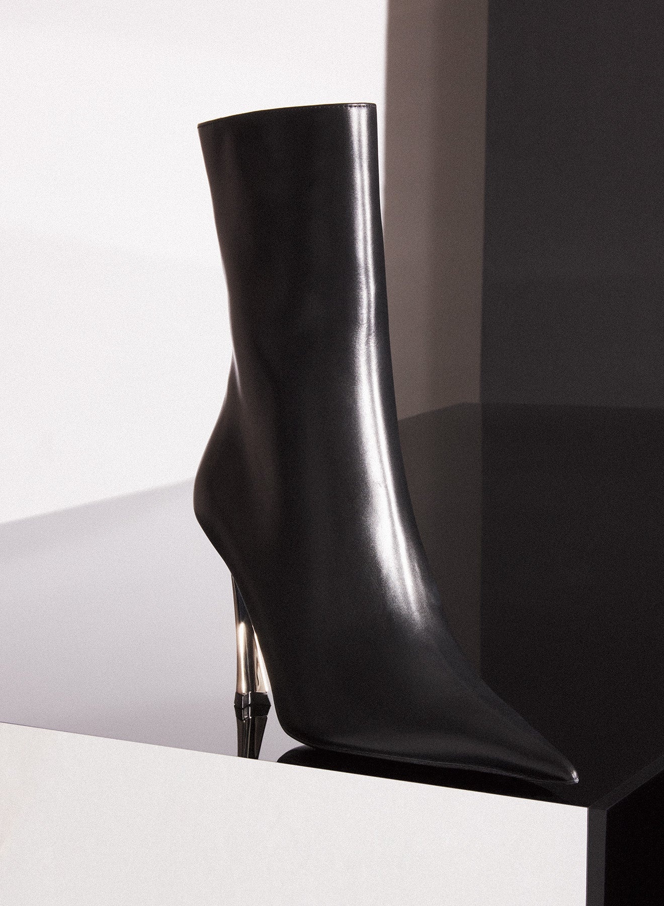 Black leather Fang 95 ankle boots - 1