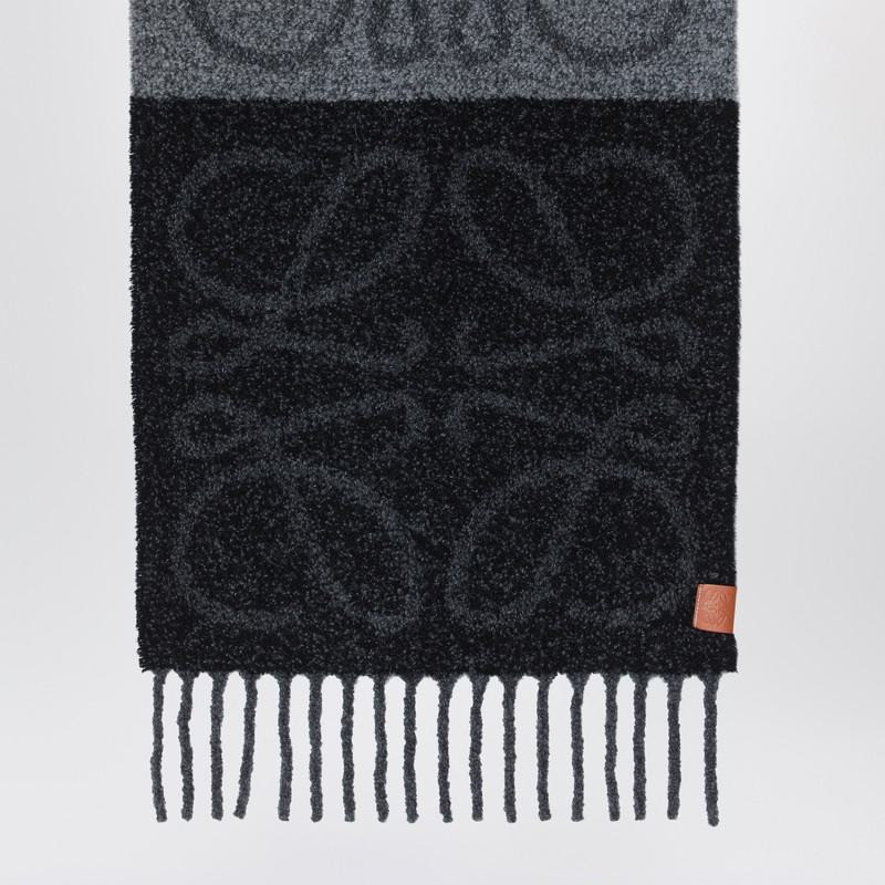 Loewe Loewe Anagram Dark Grey/Black Scarf outlook
