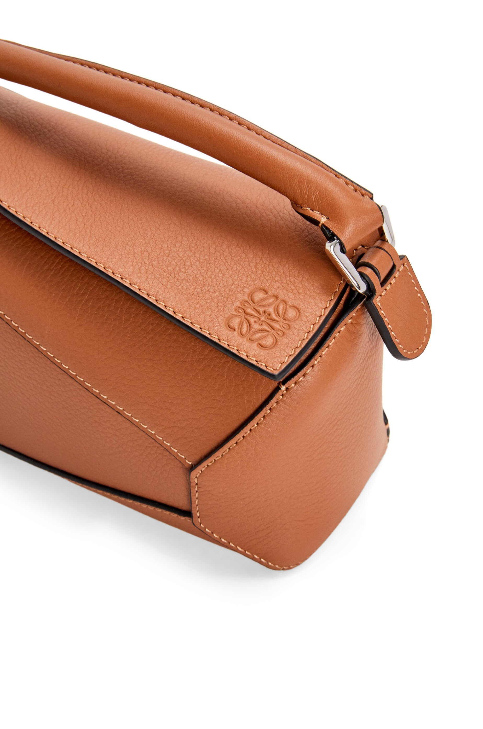 Mini Puzzle bag in classic calfskin - 7