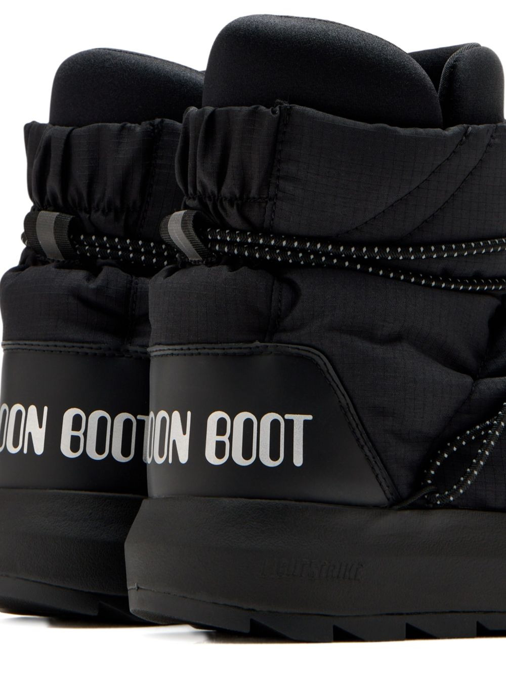 x Moon Boot quilted lace-up boots - 3