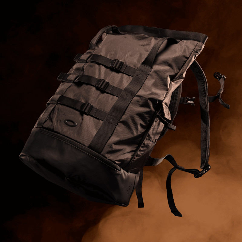 OAKLEY Jaylen Brown Reserve Utility Bag outlook