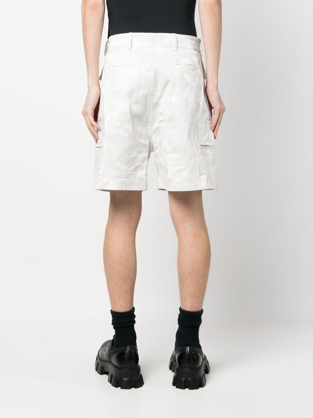 camouflage-print cargo shorts - 4